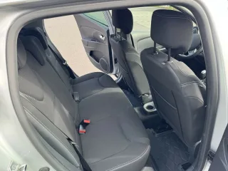 RENAULT Clio – Fahrzeugbild 13