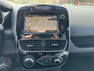 RENAULT Clio – Fahrzeugbild 7