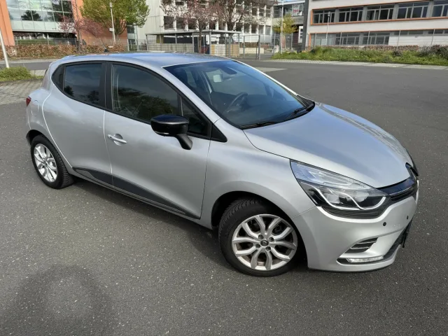 RENAULT Clio gebraucht kaufen
