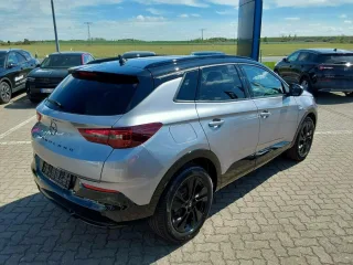 OPEL Grandland – Fahrzeugbild 4