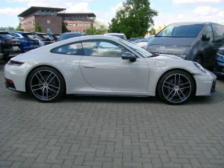 PORSCHE 992 – Fahrzeugbild 5