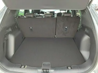 FORD Kuga – Fahrzeugbild 10