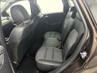 MERCEDES-BENZ B 200 – Fahrzeugbild 6