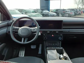 HYUNDAI Tucson – Fahrzeugbild 13