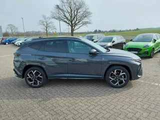 HYUNDAI Tucson – Fahrzeugbild 8