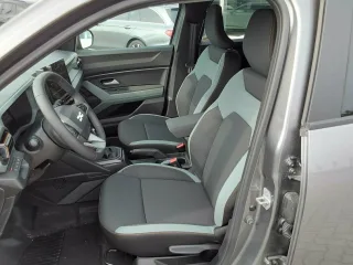 DACIA Duster – Fahrzeugbild 13