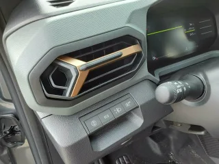 DACIA Duster – Fahrzeugbild 15