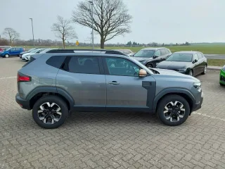 DACIA Duster – Fahrzeugbild 8
