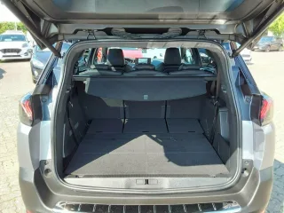 PEUGEOT 5008 – Fahrzeugbild 10