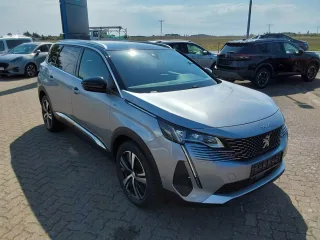PEUGEOT 5008 – Fahrzeugbild 3