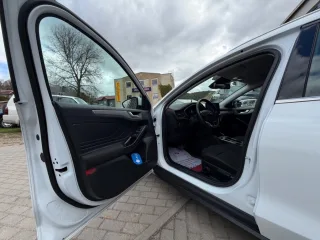 FORD Focus – Fahrzeugbild 8