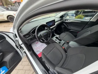 FORD Focus – Fahrzeugbild 9