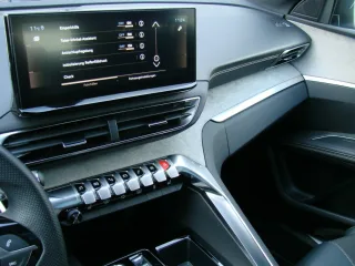 PEUGEOT 3008 – Fahrzeugbild 12