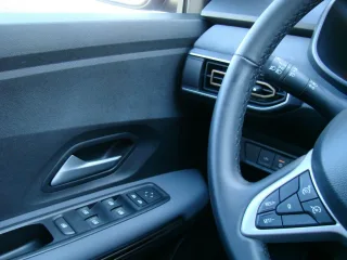 DACIA Jogger – Fahrzeugbild 9