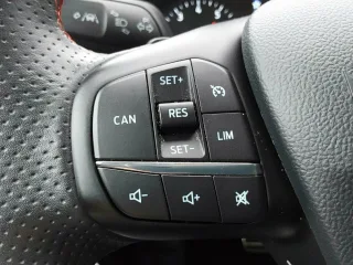 FORD Focus – Fahrzeugbild 13