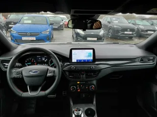 FORD Focus – Fahrzeugbild 9