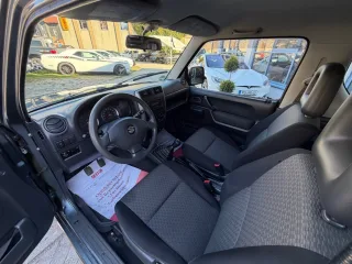 SUZUKI Jimny – Fahrzeugbild 10