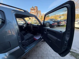 SUZUKI Jimny – Fahrzeugbild 13
