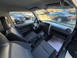 SUZUKI Jimny – Fahrzeugbild 15
