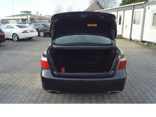 LEXUS LS – Fahrzeugbild 8