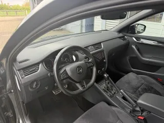 SKODA OCTAVIA – Fahrzeugbild 15