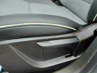 RENAULT Clio – Fahrzeugbild 7