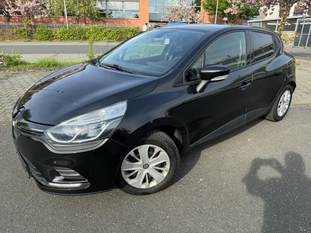 RENAULT Clio gebraucht kaufen