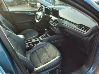 FORD KUGA – Fahrzeugbild 11