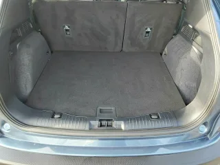 FORD KUGA – Fahrzeugbild 8