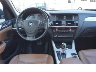 BMW X3 – Fahrzeugbild 12