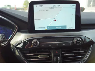 FORD Kuga – Fahrzeugbild 14