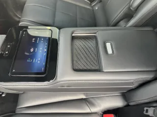 MERCEDES-BENZ GLS – Fahrzeugbild 10