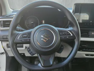 SUZUKI Swift – Fahrzeugbild 3