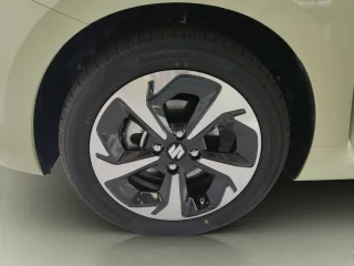 SUZUKI Swift – Fahrzeugbild 4