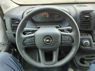OPEL Movano – Fahrzeugbild 12