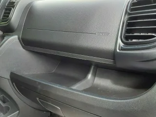 OPEL Movano – Fahrzeugbild 9
