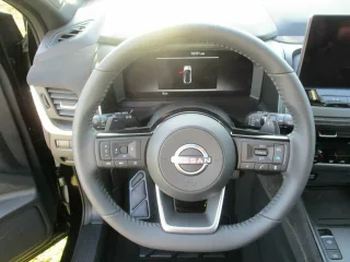NISSAN Qashqai – Fahrzeugbild 12
