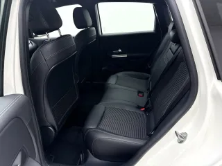 MERCEDES-BENZ B 180 – Fahrzeugbild 6