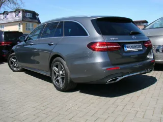 MERCEDES-BENZ E 300 – Fahrzeugbild 6