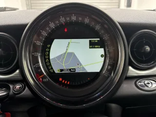 MINI Cooper – Fahrzeugbild 13