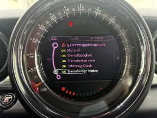 MINI Cooper – Fahrzeugbild 14