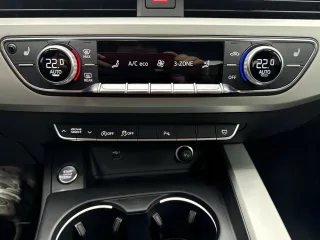 AUDI A4 – Fahrzeugbild 9