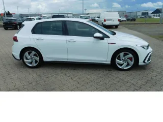 VW Golf – Fahrzeugbild 2