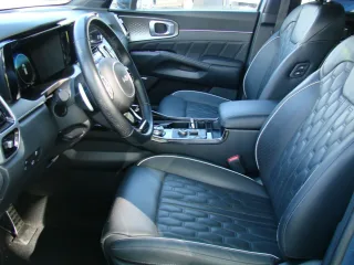 KIA Sorento – Fahrzeugbild 15