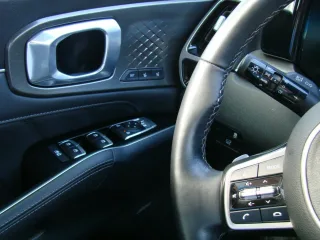 KIA Sorento – Fahrzeugbild 9