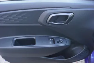 HYUNDAI i10 – Fahrzeugbild 15