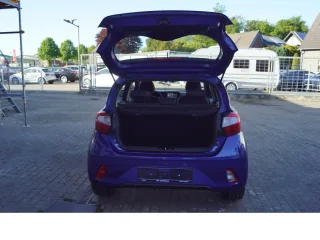 HYUNDAI i10 – Fahrzeugbild 8