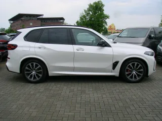 BMW X5 – Fahrzeugbild 4