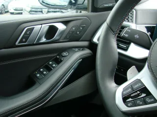 BMW X5 – Fahrzeugbild 9