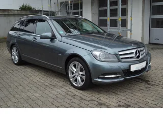 MERCEDES-BENZ C 200 – Fahrzeugbild 3